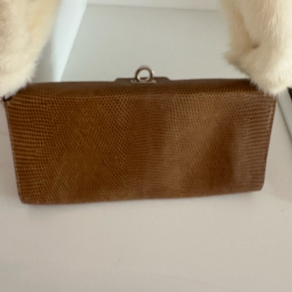 Salvatore Ferragamo Tan bag with mink shoulder strap - Picture 1 of 3